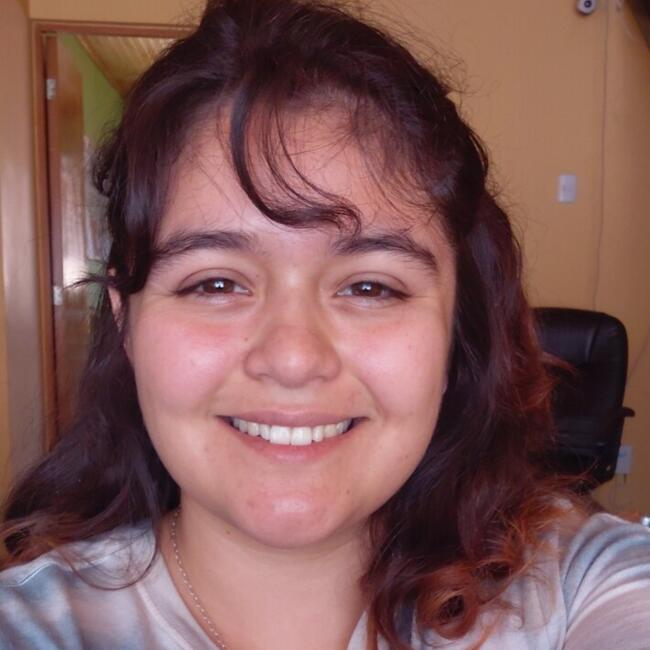 Babysitter in Curicó: Alison