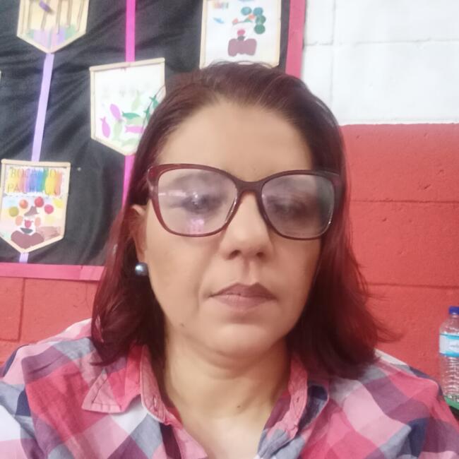 Babysitter in São Paulo: Carina