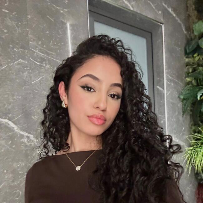 Babysitter in Romano di Lombardia: Hajar