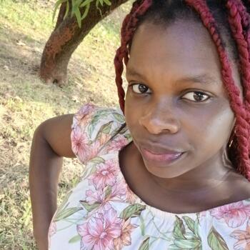 Babysitter in Randburg: Bridget