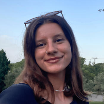 Babysitter Wien: Lena