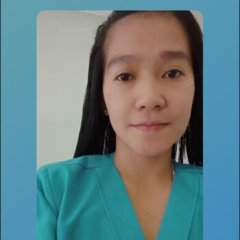 Babysitter Dubai: Arlyn