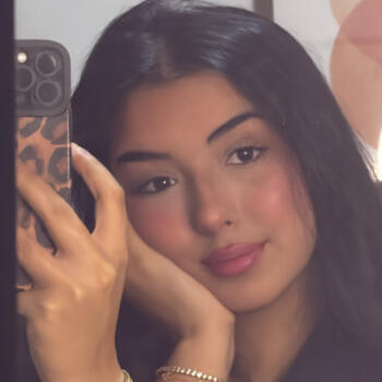 جليسة أطفال Bouskoura: Hiba