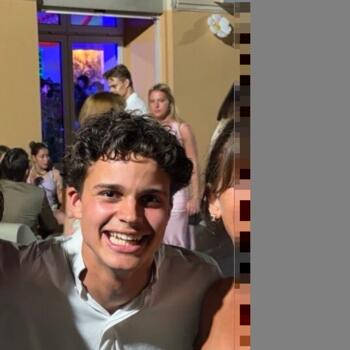 Babysitter in Grasse: Maxence