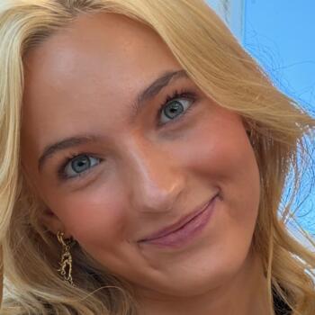 Babysitter i Middelfart: Mallou Florra