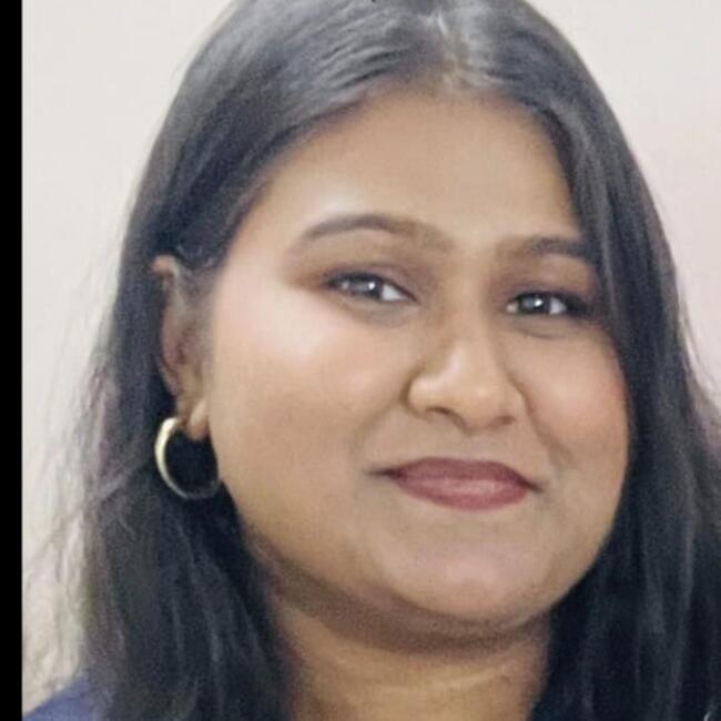 位於都柏林的臨時保母: Suchithra