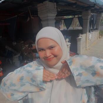 Babysitter Kuala Lumpur: Ainnur