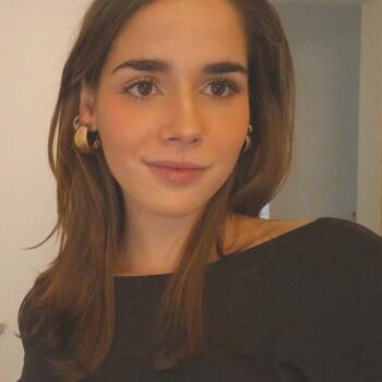 Babysitter in Leiria: Ana