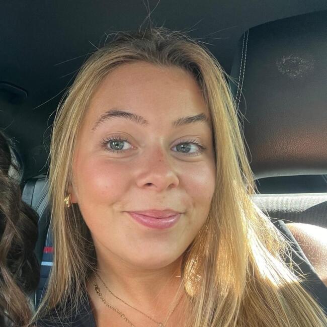 Babysitter in Porto: Carolina