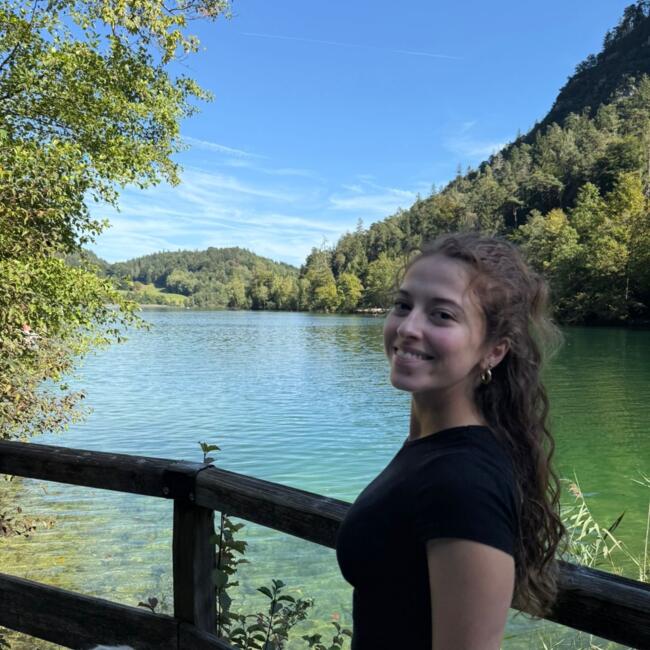 Babysitter in Barcelona: Lorena