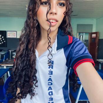 Babysitter in Santarém: Aline