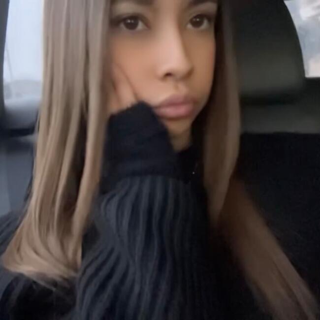 Babysitter in Givors: Caliana