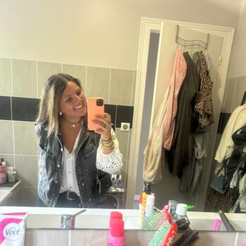 Babysitter in Anglet: Ambre