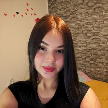 Babysitter in Villeneuve-la-Garenne: Luna