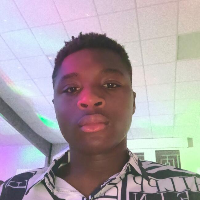 Babysitter in Clichy: Franck