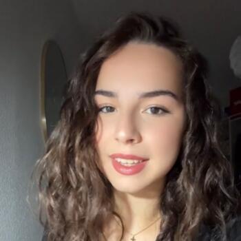Babysitter Pessac: Alice