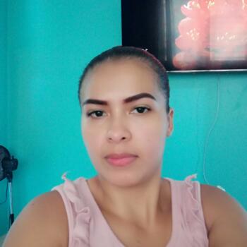 Niñera en Puerto Caimito: Maribel