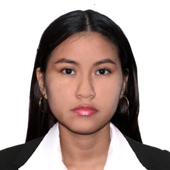 Babysitter in Villa: Tifany