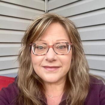 Babysitter Edmonton: Rayna