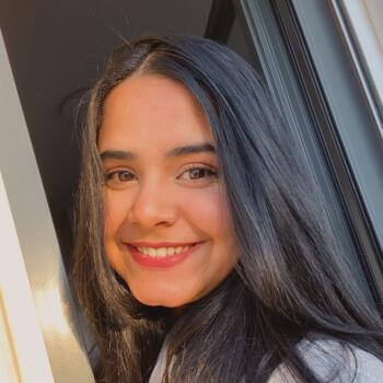 Babysitter em Porto: Bruna
