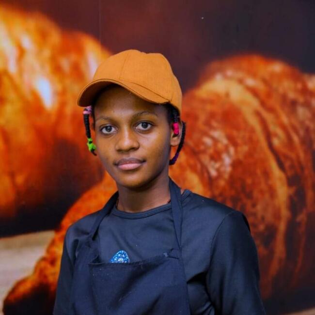 مربية أطفال في دبي: Nabuzaale