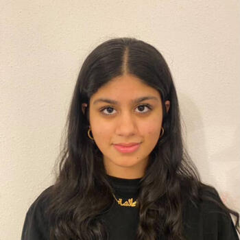 Babysitter London: Ayesha