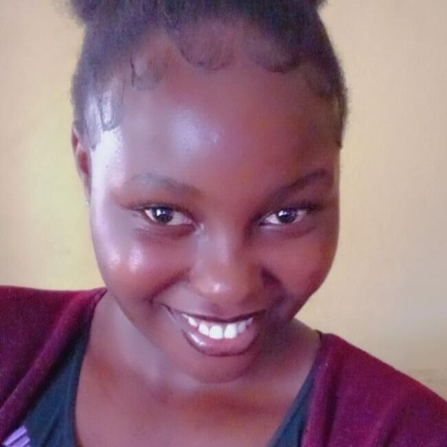 Babysitter in Kira: Flower