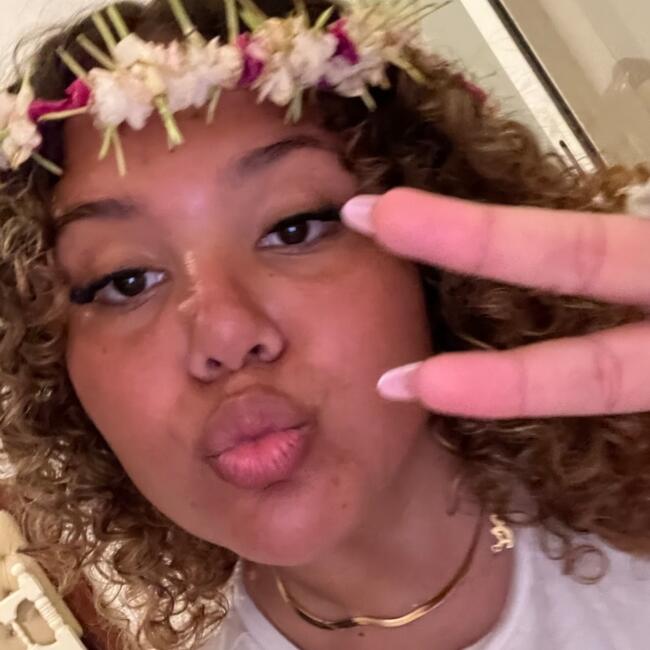 Babysitter in Quimper: Nour