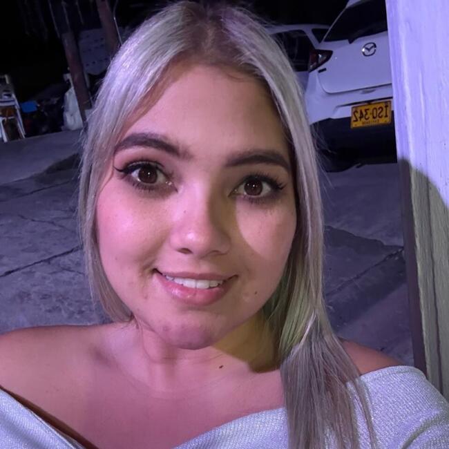 Niñera en Rionegro: Manuela