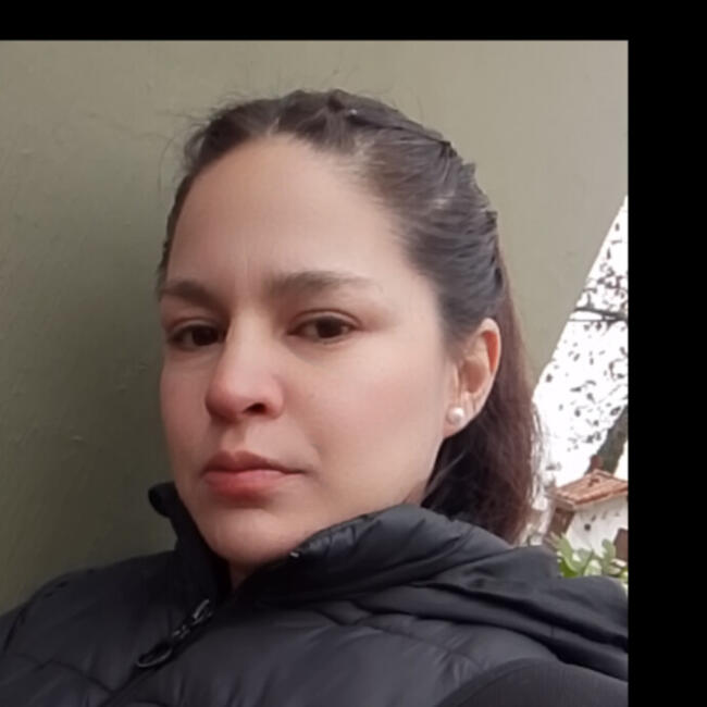 Babysitter in Almirante Brown: Flavia