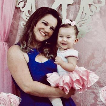 Emprego de babá em Guarapuava: emprego de babá Marcia