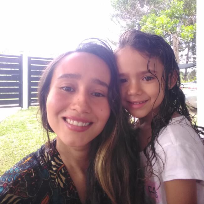 Babysitter στην περιοχή Floridablanca: Laura