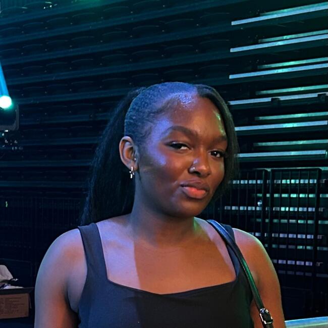Babysitter in Northampton: Rutendo