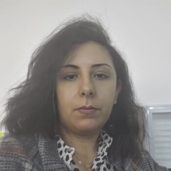 وظيفة جليسة أطفال في دبي: وظيفة جليسة أطفال Mary