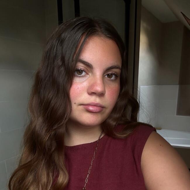 Babysitter in Le Grand-Quevilly: Eleanor