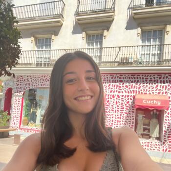 Canguro en Vélez-Málaga: Marina