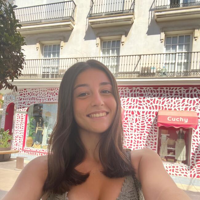 Babysitter in Vélez-Málaga: Marina