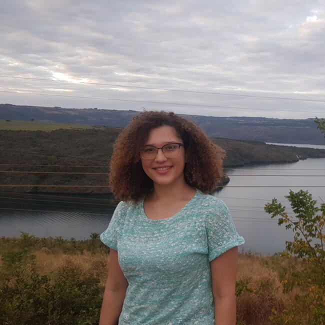 Babysitter in Franca: Lorena