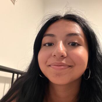 Baby-sitter in Calgary: Maria