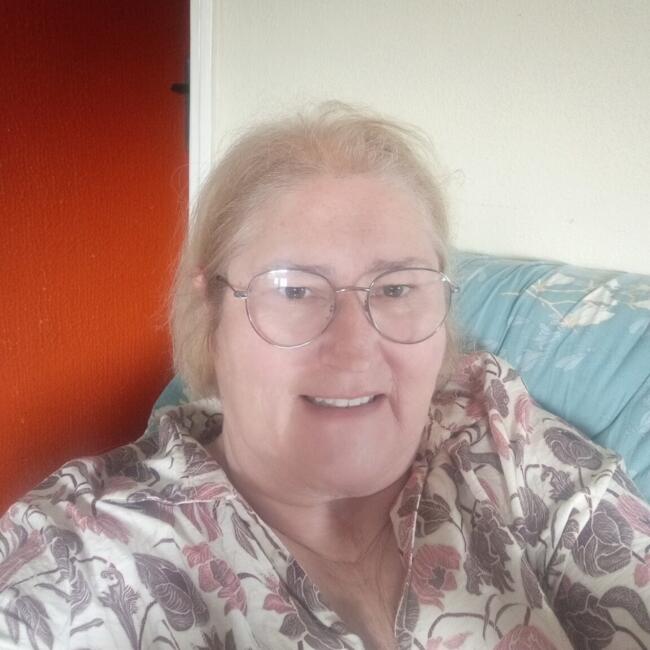 Babysitter in Arganil: Anne