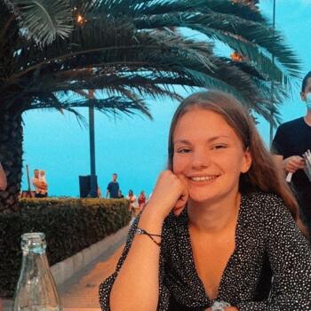 Babysitter in Brest: Emma