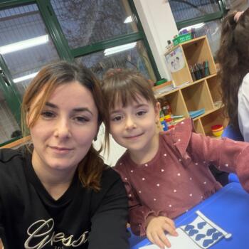Babysitter in Bucharest: Andreea
