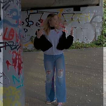 Babysitter in Zürich (Kreis 10) / Am Hönggerberg: Angélique