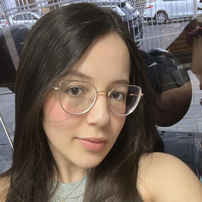 Babá em São Paulo: Esther