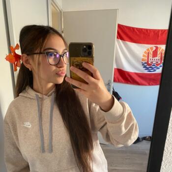 Babysitter in Floirac: Eloise