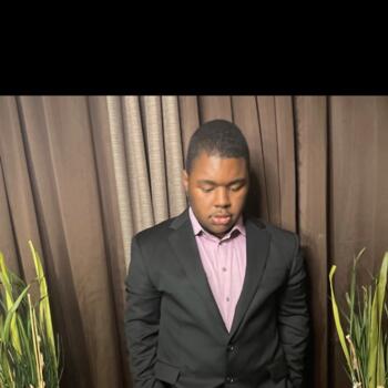 Babysitter Lawnside: Kanye