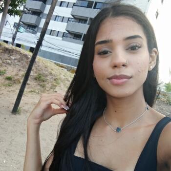 Babysitter in Recife: Ana