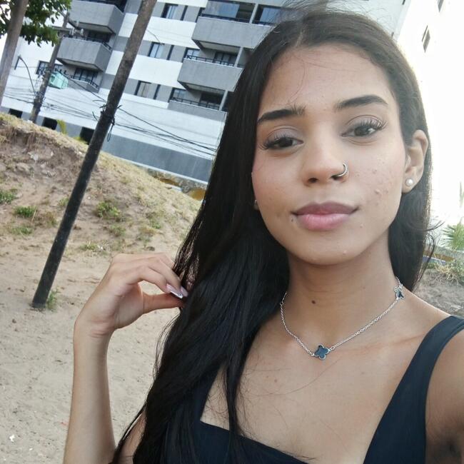 Babysitter in Recife: Ana