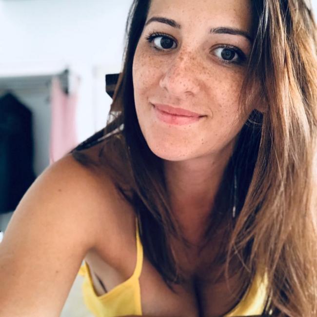 Lucia 30 Babysitter A Roma Babysits