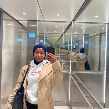 Babysitter in Sint-Pieters-Leeuw: Saadie